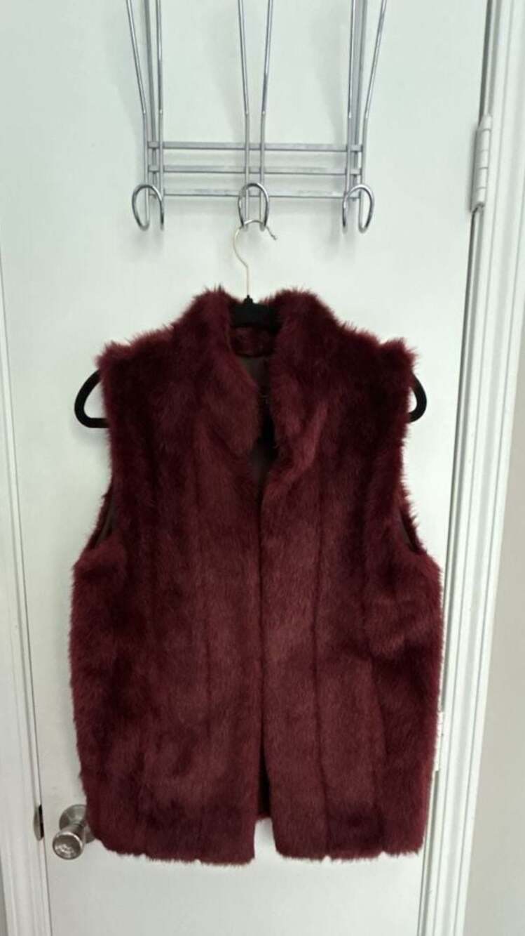 Donna Salyers' Fabulous-Furs Women's Burgundy Faux Fur Vest Size S